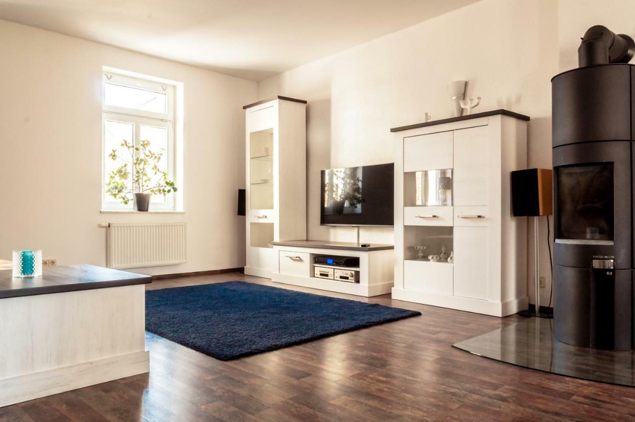 Tarata Haus Apartment Halle  Ngoại thất bức ảnh